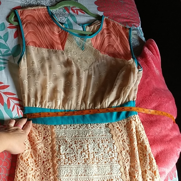 Champagne and Strawberries dress 6 - Picture 4 of 7